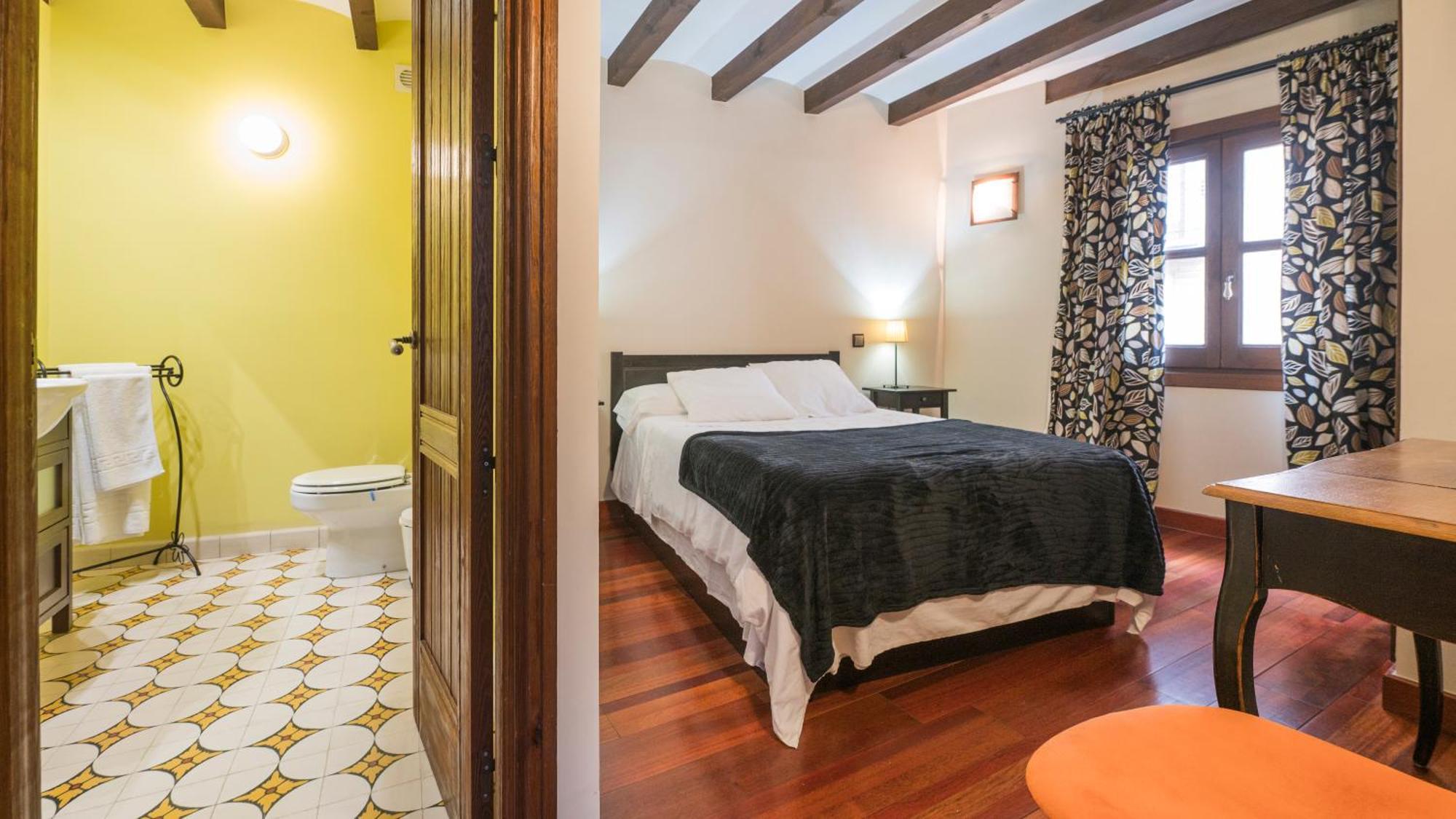Apartamentos Las Teresitas Junto A La Catedral Toledo Rum bild