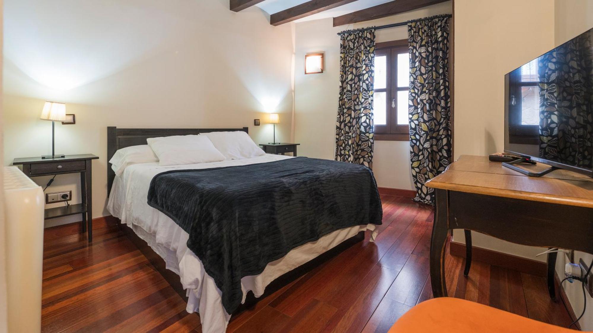 Apartamentos Las Teresitas Junto A La Catedral Toledo Exteriör bild