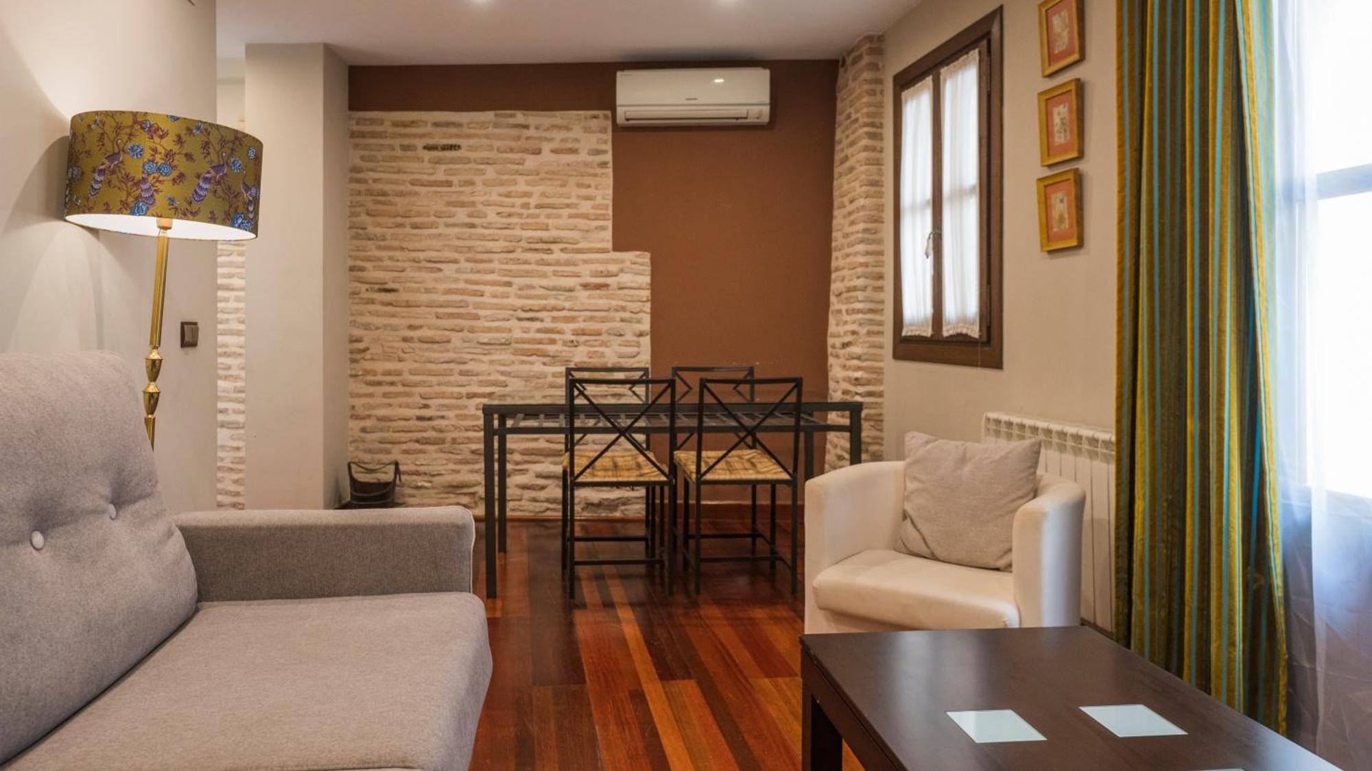 Apartamentos Las Teresitas Junto A La Catedral Toledo Rum bild